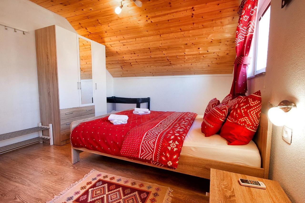 Apartment Ilija Rakovica Bagian luar foto